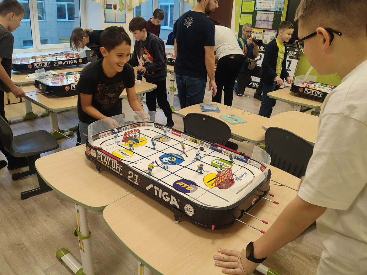 Турнир по настольному хоккею