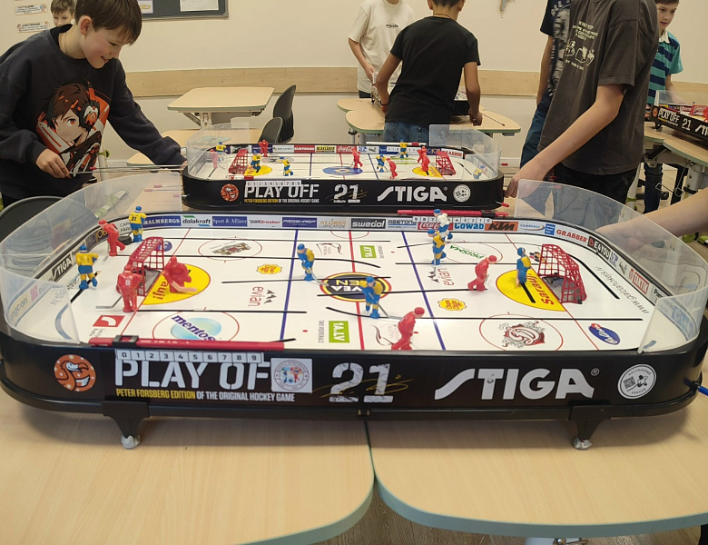 Турнир по настольному хоккею