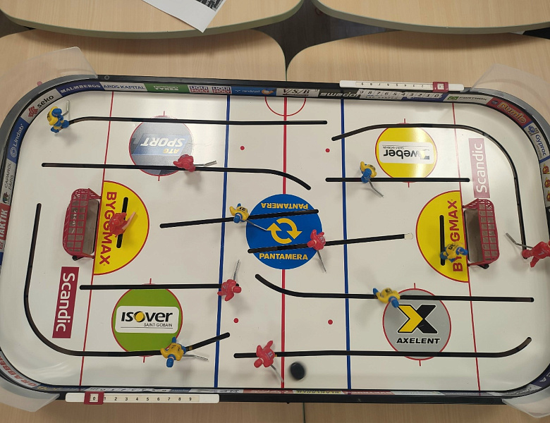 Турнир по настольному хоккею