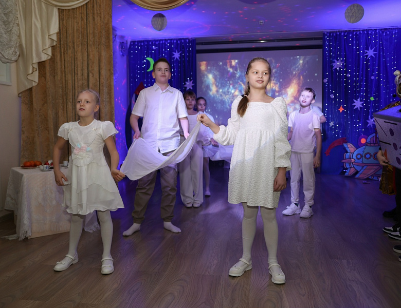 Рождественний полёт со спектаклем «Christmas in Space»  - 2025