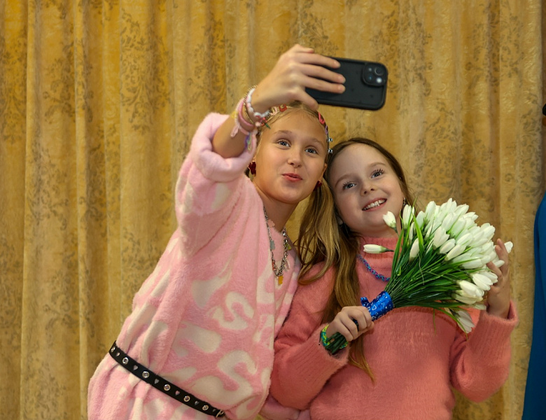 Не 12 месяцев. Спектакль 4а класса